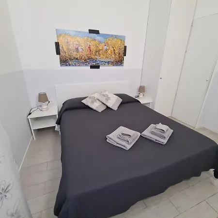 La Casa Di Sandra By Portofinovacanze Apartment Rapallo